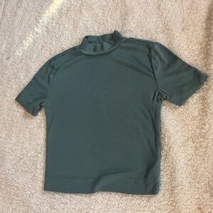 Aritzia Babaton Mockneck Ribbed Cropped Baby Tee Top Luxe Stretch Soft XS